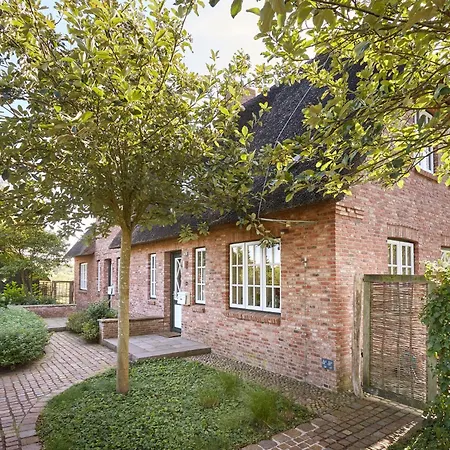 Haus Auswanderer 2 Nieblum