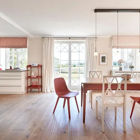 Haus Auswanderer 2 Ferienhaus *